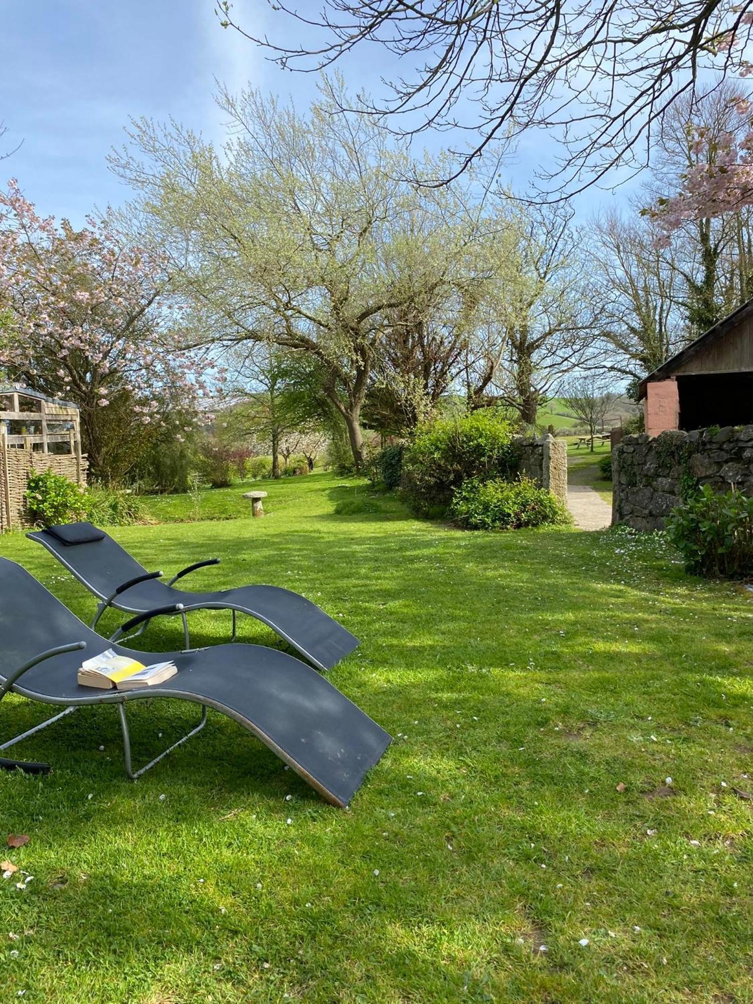 The Barn, Higher Boden, Manaccan, Helston, Cornwall Extérieur photo