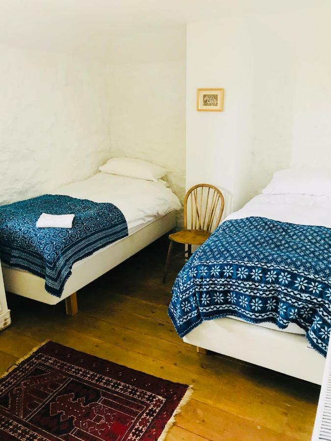 The Barn, Higher Boden, Manaccan, Helston, Cornwall Extérieur photo